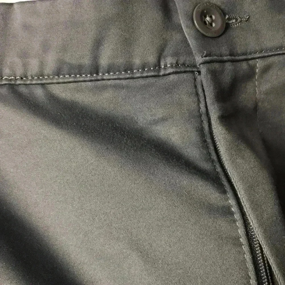 GREG NORMAN FOR TASSA ELLA MENS GRAY‎ SHORTS SZ 38. GOOD CLEAN CONDITION